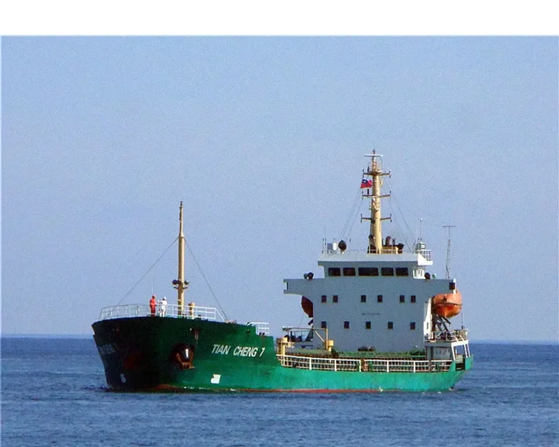 KTS WHITE Tanker IMO 9480306 photo 9
