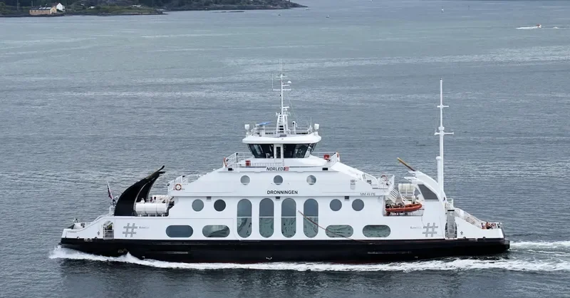 DRONNINGEN Passenger Ship IMO 9481192 photo 8