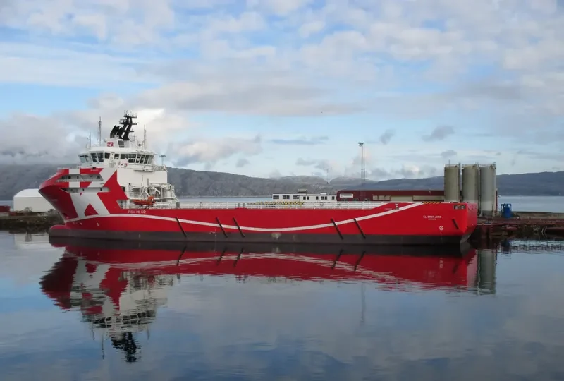 REM COMMANDER Offshore Vessel IMO 9482354 photo 10