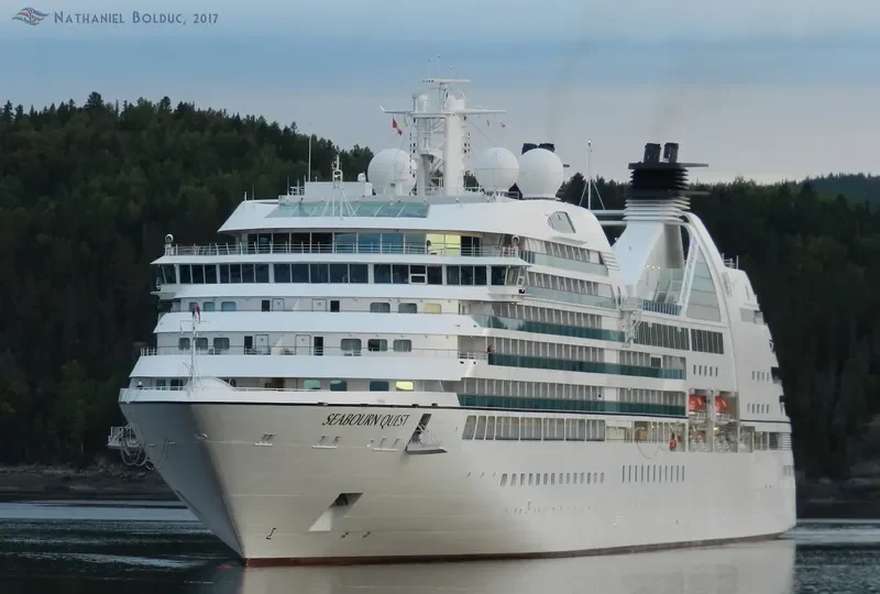 SEABOURN QUEST Passenger Ship IMO 9483126 photo 2