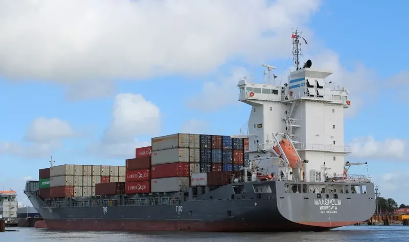 EINSTEIN Container Ship IMO 9483346 photo 11
