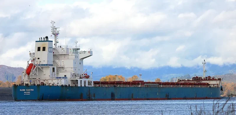 GLOBE ELECTRA Bulk Carrier IMO 9483827