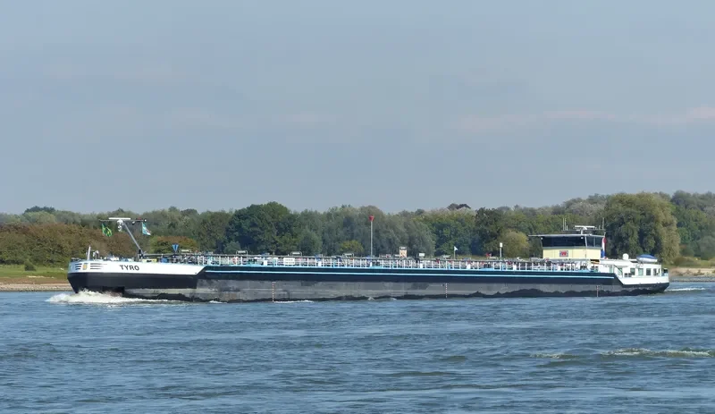 TYRO Tanker IMO 9483853 photo 5