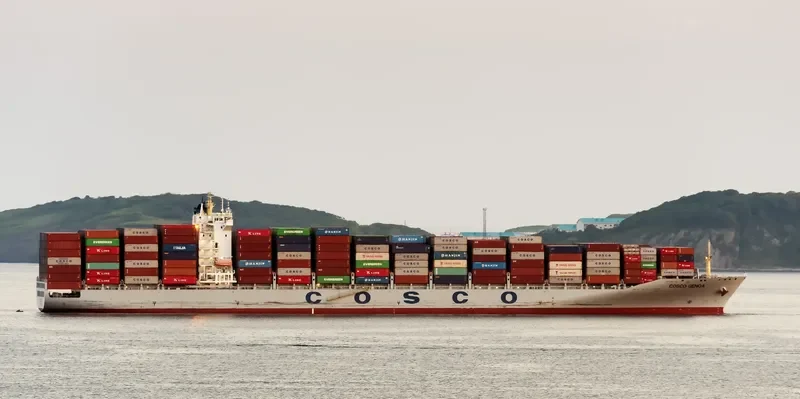 COSCO GENOA Container Ship IMO 9484326 photo 5