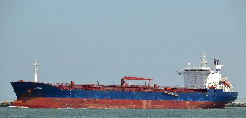 TORM AMORINA Tanker IMO 9484895 photo 4