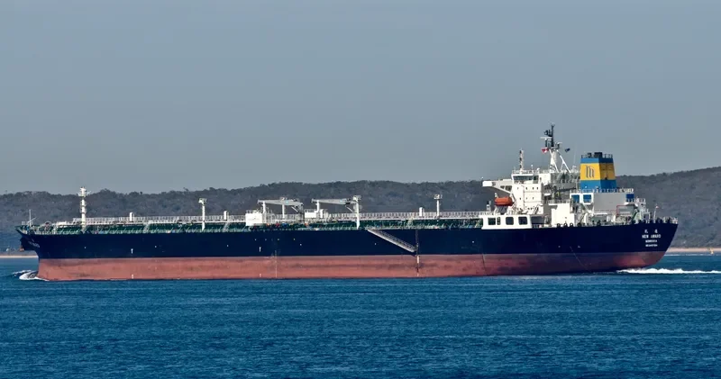 NEW AWARD Tanker IMO 9487184 photo 3
