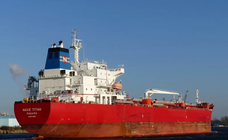 NAVE TITAN Tanker IMO 9487469 photo 3
