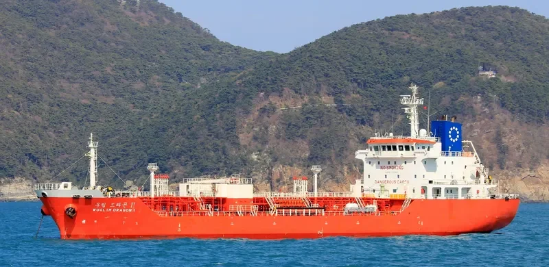 DOOLA NO.7 Tanker IMO 9490076 photo 8