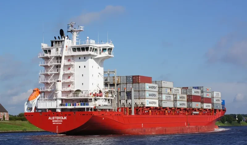 ESPERANCE Container Ship IMO 9491484 photo 6