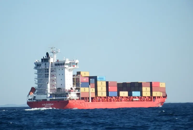 ESSENCE Container Ship IMO 9491496 photo 3