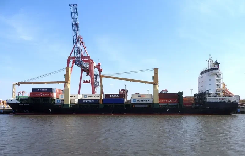 VEGA VIRGO Container Ship IMO 9491604 photo 7