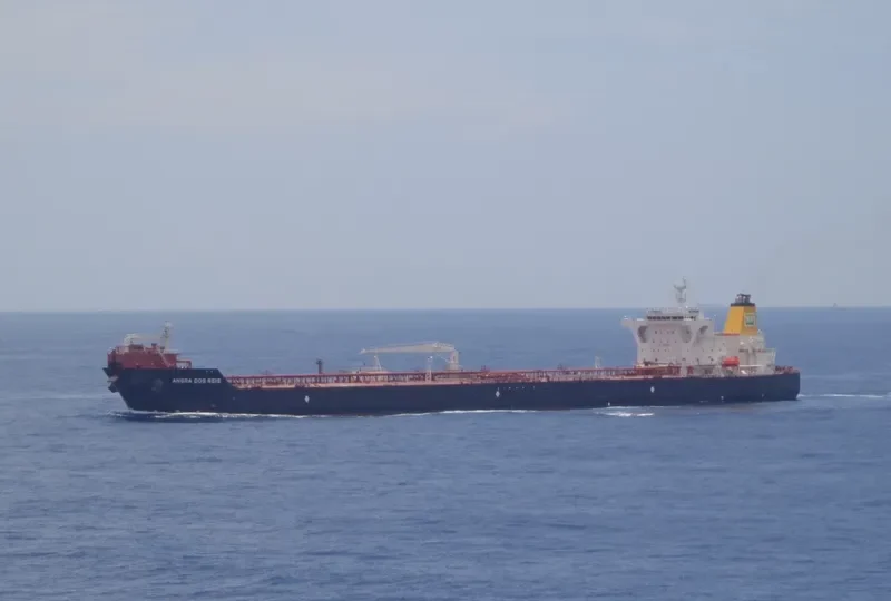 ANGRA DOS REIS Tanker IMO 9492000 photo 5