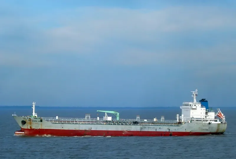 INFINITY Tanker IMO 9492945 photo 7