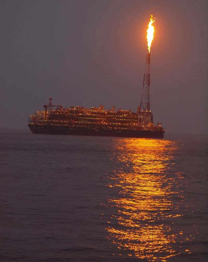 PAZFLOR Tanker IMO 9494515 photo 3