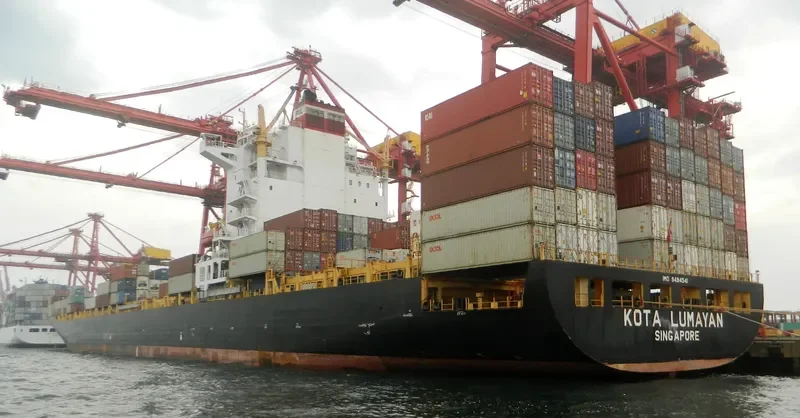 KOTA LUMAYAN Container Ship IMO 9494541 photo 8