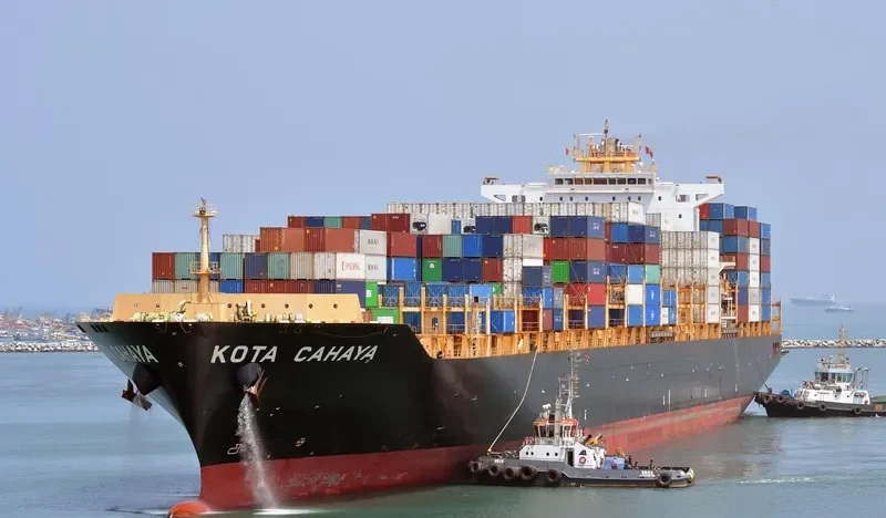 KOTA CAHAYA Container Ship IMO 9494589 photo 9