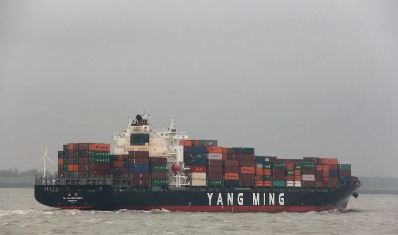 YM ENLIGHTENMENT Container Ship IMO 9496604 photo 2