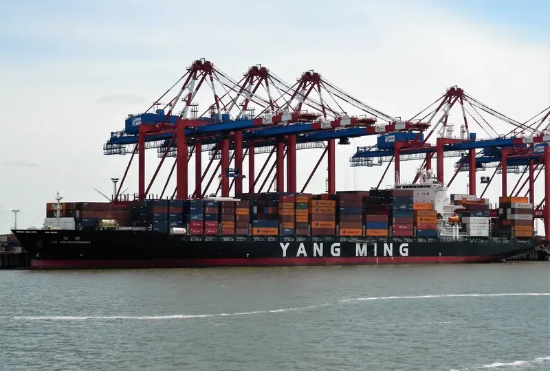 YM ENLIGHTENMENT Container Ship IMO 9496604 photo 10