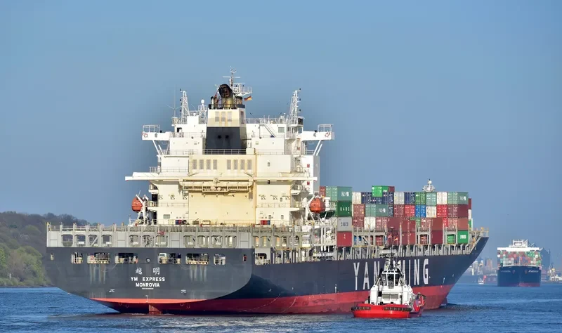 YM EXPRESS Container Ship IMO 9496628 photo 9