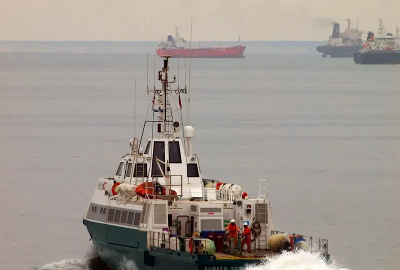 SURFER 327 Offshore Vessel IMO 9499711 photo 9