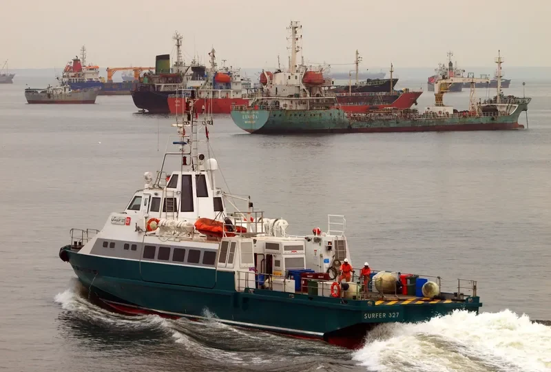SURFER 327 Offshore Vessel IMO 9499711 photo 10