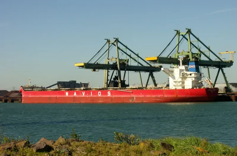NAVIOS LUMEN Bulk Carrier IMO 9500637 photo 4