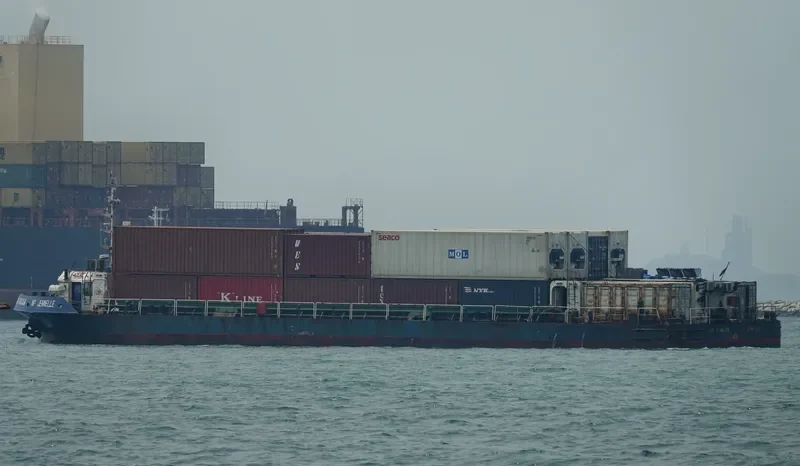 NP JENNELLE Container Ship IMO 9501552 photo 5