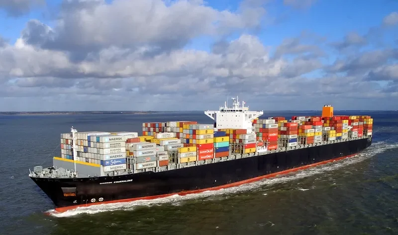 MAERSK ESMERALDAS Container Ship IMO 9502972 photo 2