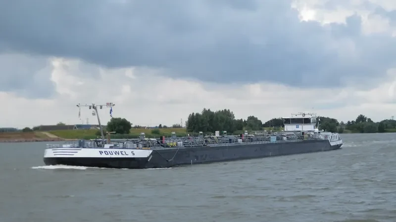 VIGO Tanker IMO 9503823 photo 6