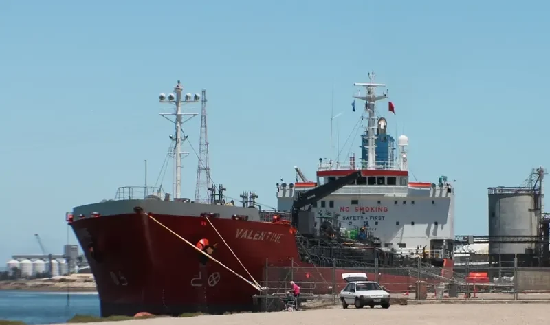 VALENTINE Tanker IMO 9504023 photo 3