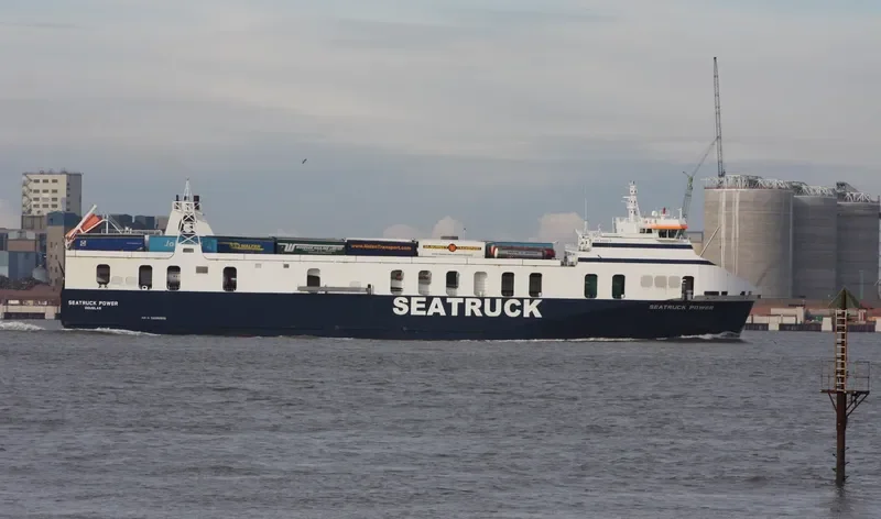SEATRUCK POWER Ro-Ro IMO 9506215 photo 10
