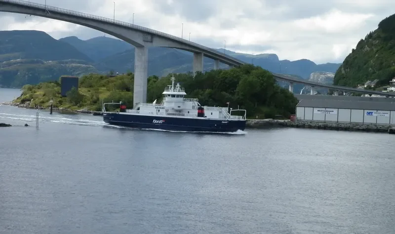 VAGSOY Ro-Ro IMO 9506837 photo 8