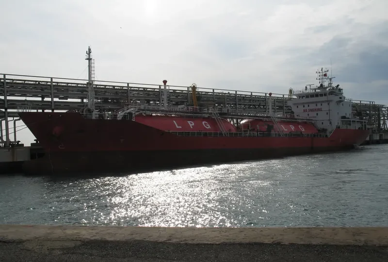 YOU SHEN 6 Tanker IMO 9507556 photo 3