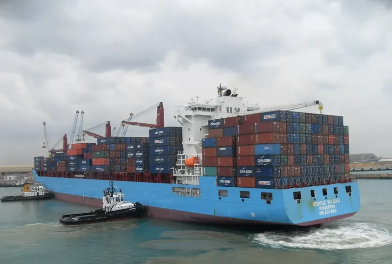 GSL ALICE Container Ship IMO 9509164 photo 5