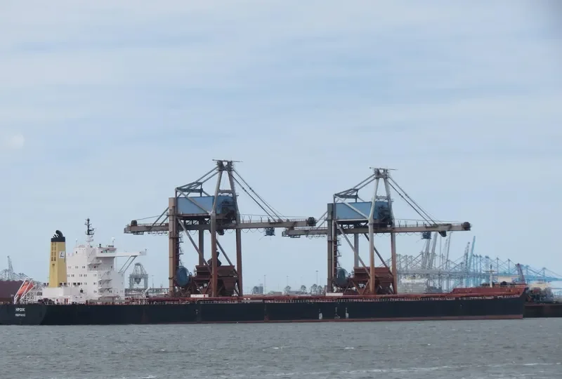 HEROIC Bulk Carrier IMO 9510199 photo 8