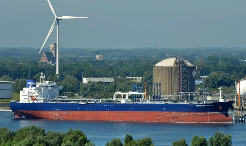 OLYMPIYSKY PROSPECT Tanker IMO 9511387 photo 8