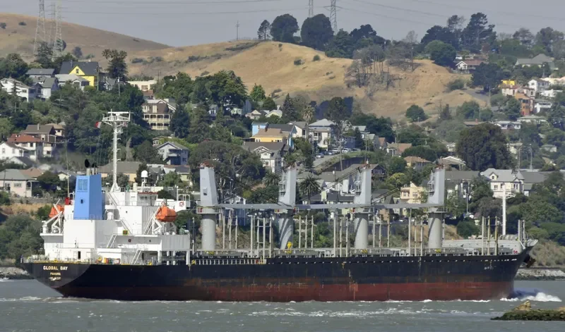 ITHACA PROSPECT Bulk Carrier IMO 9512161 photo 4