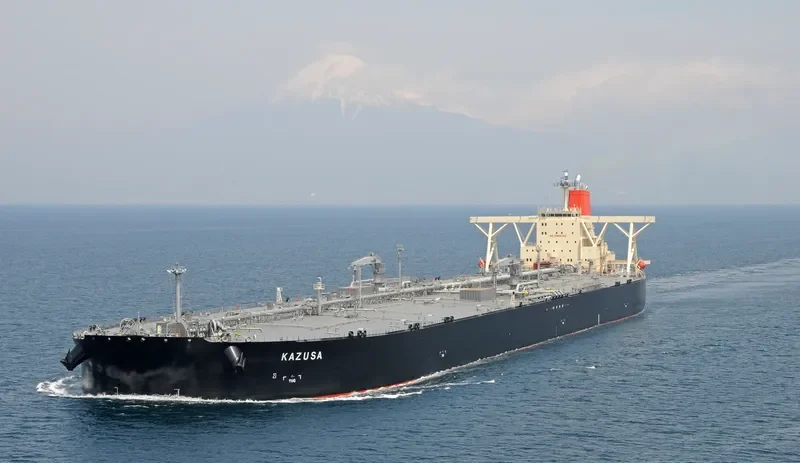 KAZUSA Tanker IMO 9513402 photo 4