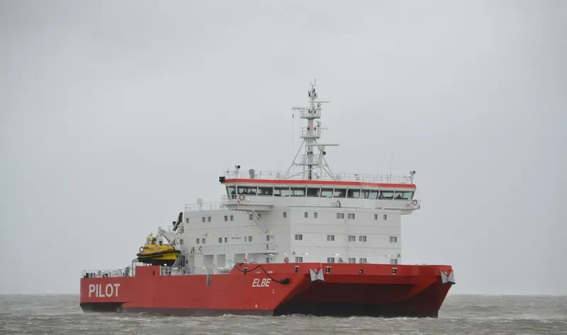 ELBEPILOT General Cargo IMO 9514793 photo 8