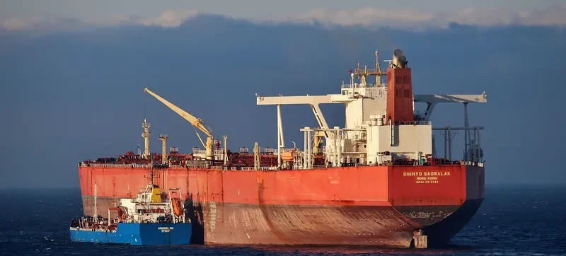 NAVE CONSTELLATION Tanker IMO 9515929 photo 2
