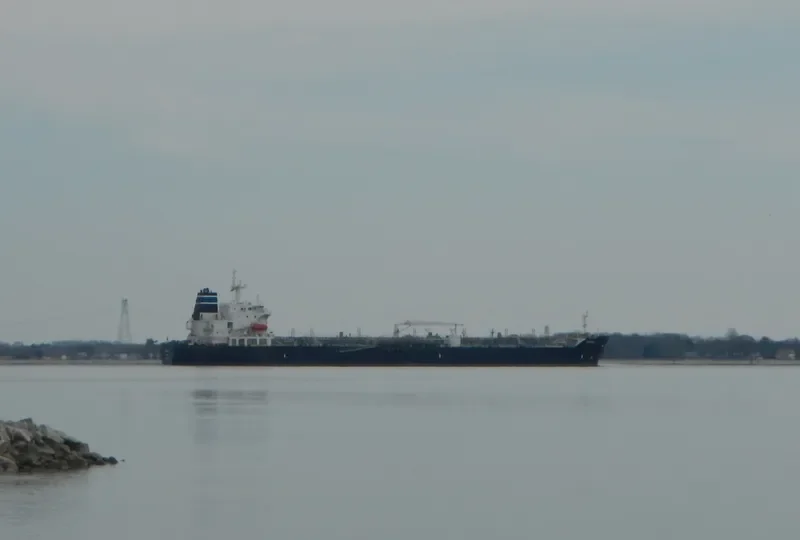 ARENDAL Tanker IMO 9516222 photo 3