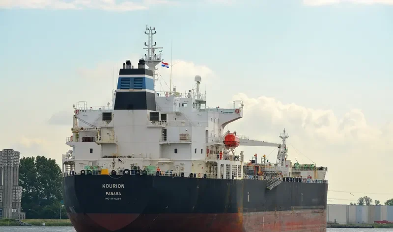 KOURION Tanker IMO 9516258 photo 4