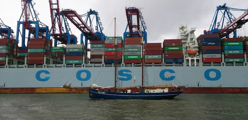 COSCO ITALY Container Ship IMO 9516454 photo 5