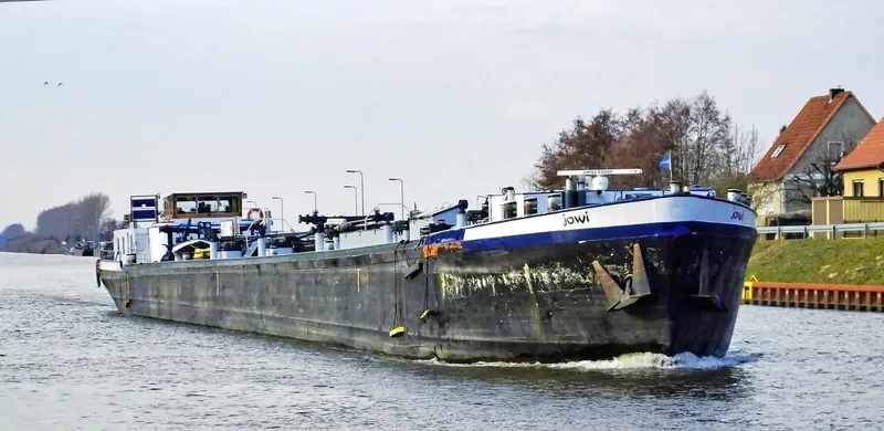 JOWI Tanker IMO 9517173 photo 3