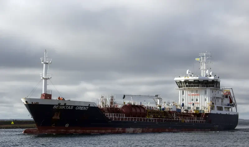 BRAHMS Tanker IMO 9517446 photo 5