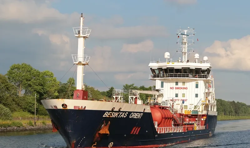BRAHMS Tanker IMO 9517446 photo 8