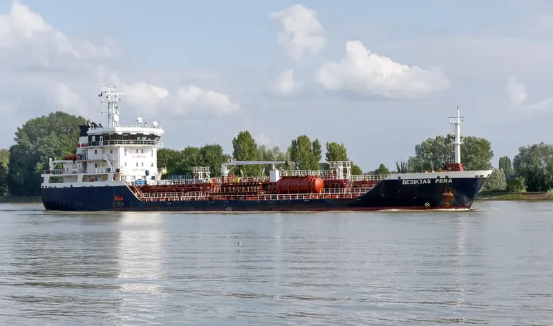 BARTOK Tanker IMO 9517458 photo 8