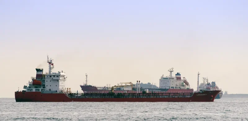 LONGHUNG 1 Tanker IMO 9519901 photo 10