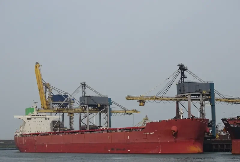 PACIFIC EAST Bulk Carrier IMO 9522661 photo 2