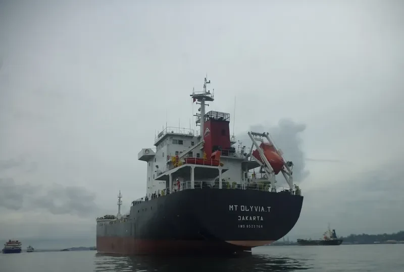 OLYVIA T Tanker IMO 9522764 photo 3